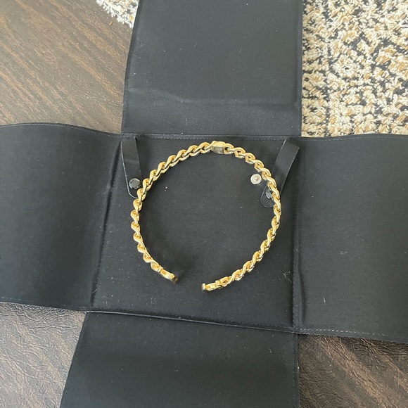 CHANEL CC Gold Hinge Choker Necklace M - Picture 2 of 5
